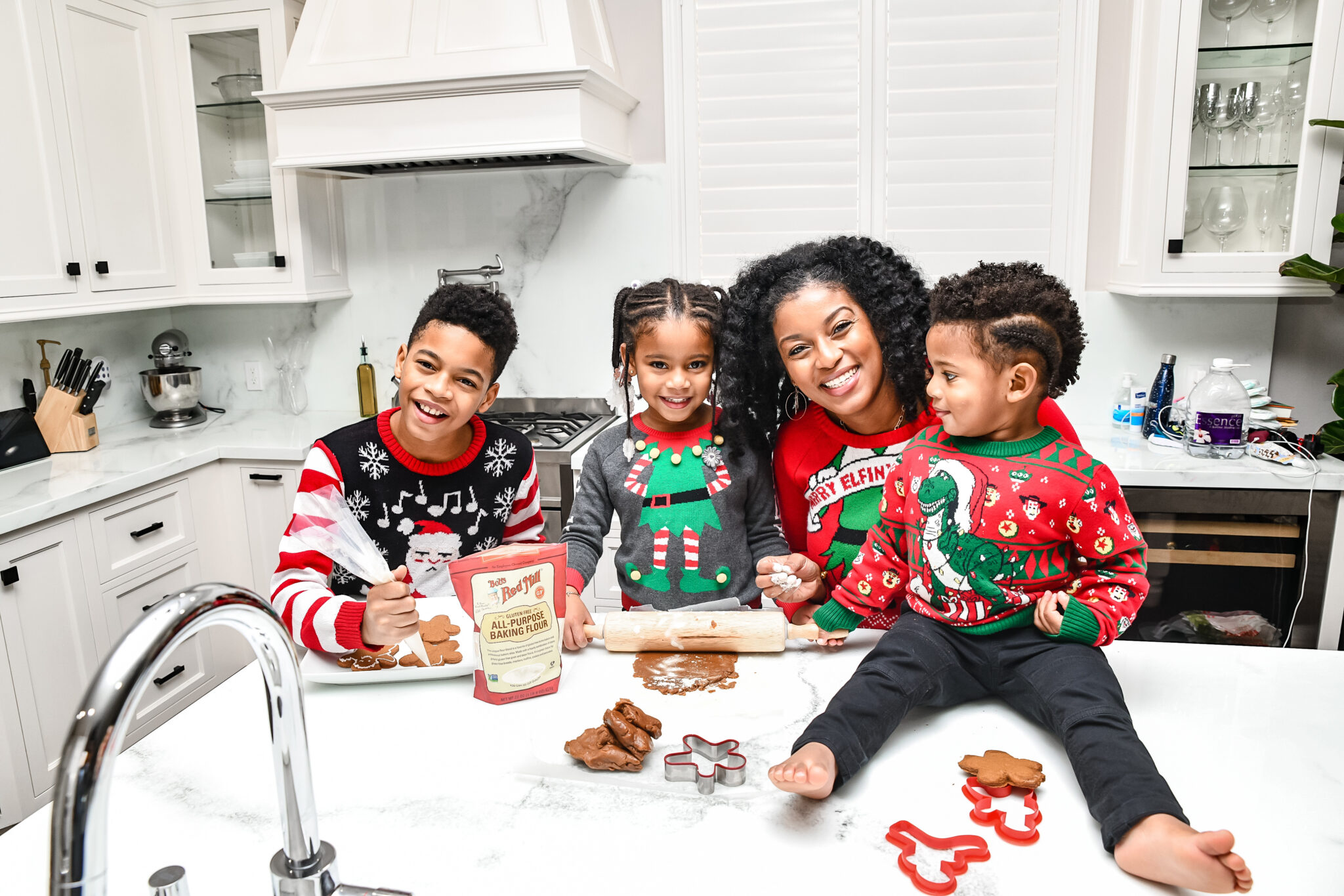 family holiday photo outfit ideas